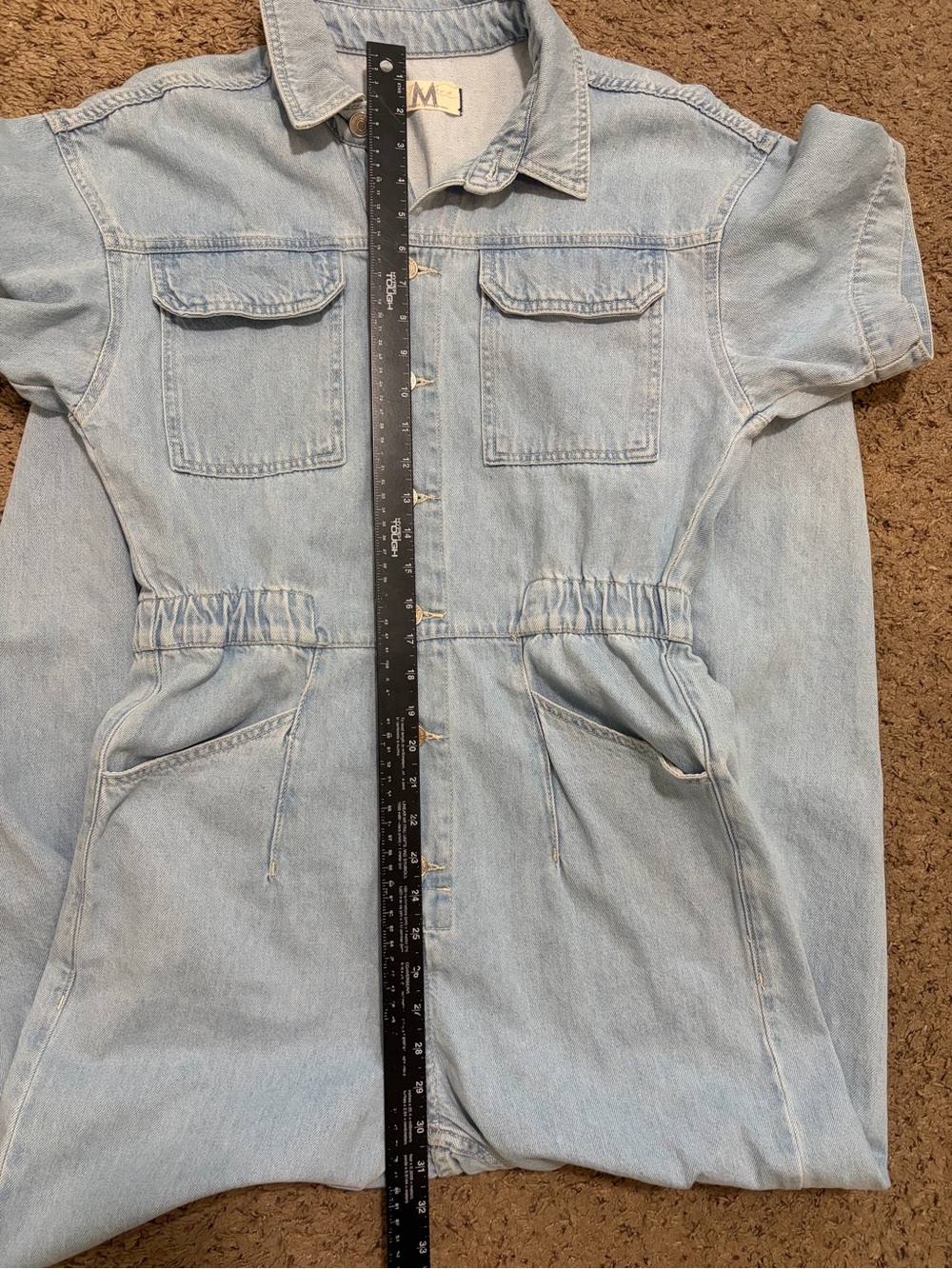 Free People We The Free Marci Denim Jumpsuit Size M, Light Wash Clear Skies - Picture 12 of 13